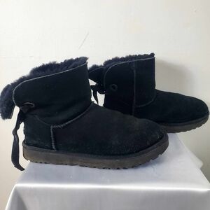 UGG Women's Black Bailey Boots Size 11